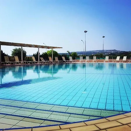 Kama Lifestyle Aparthotel 3*