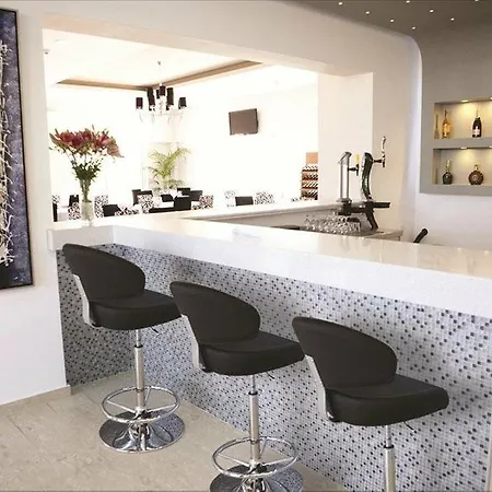 Kama Lifestyle Aparthotel 3*